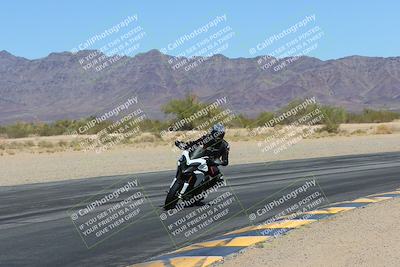 media/Mar-24-2025-Moto Forza (Mon) [[57ce5c5cff]]/3-Beginner Group/Session 3 (Turn 6 Inside)/